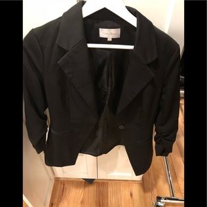 Costa Blanca black shirred arm blazer size 4